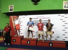 Juara & 2 Semifinalis TTA USM Semarang Open 2015_resize